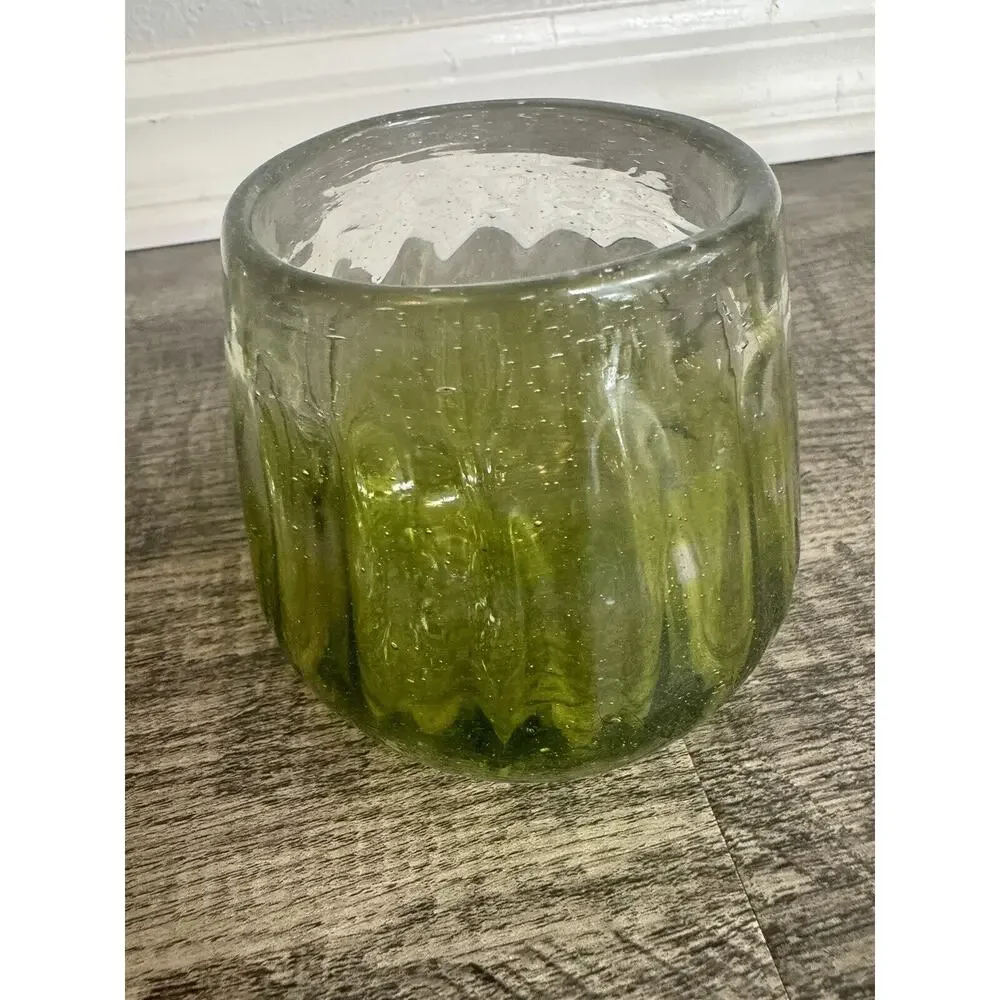 Set Of (4) Vintage Hand Blown Drinking Glasses Green Ombré Artisan 1970s